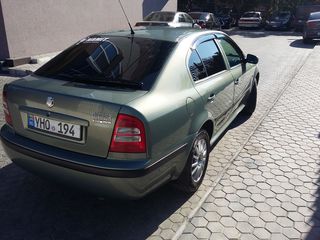 Skoda Octavia foto 1