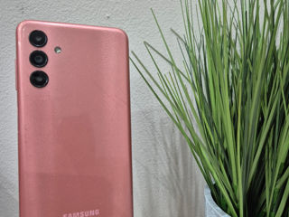 Samsung Galaxy A04s foto 2