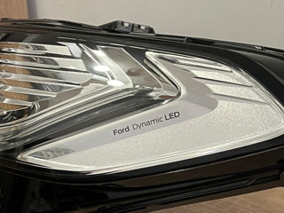 Оптика Ford Dynamic LED на Ford Mondeo-5