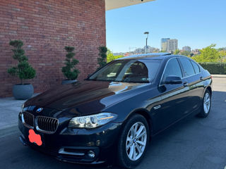 BMW 5 Series foto 4