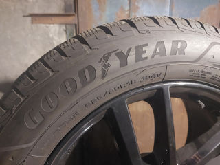 Goodyear UltraGrip Performance + SUV 225/60 R18 foto 5