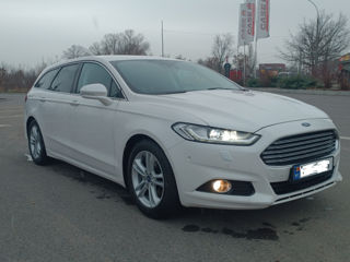 Ford Mondeo foto 2