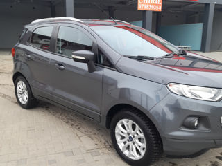 Ford EcoSport foto 2