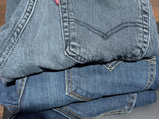 Джинсы Levis foto 2