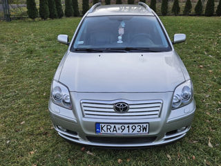 Toyota Avensis foto 7