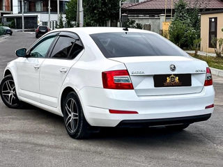 Skoda Octavia foto 6