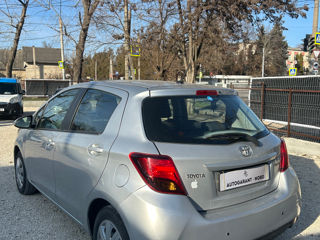 Toyota Yaris foto 4