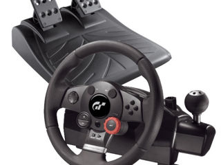 Cumpar Logitech momo racing sau Logitech driving force gt foto 2