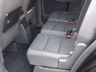 Volkswagen Touran foto 5