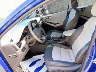 Hyundai IONIQ фото 2