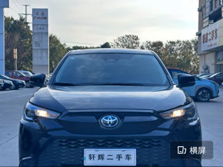 Toyota Corolla Cross foto 2