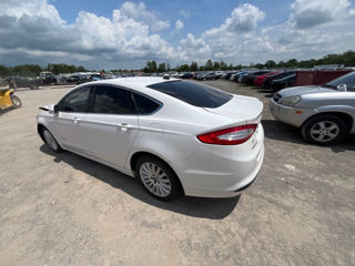 Ford Fusion foto 3