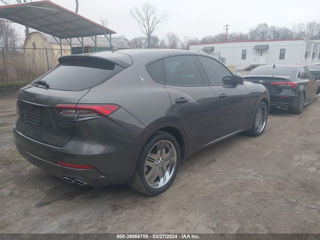 Maserati Levante foto 7