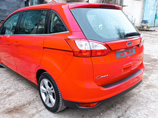 Ford Grand C-MAX foto 8