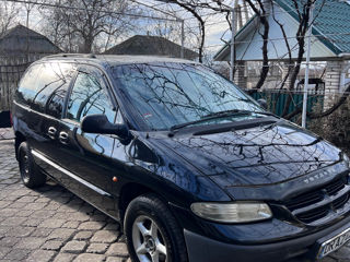 Chrysler Voyager foto 3