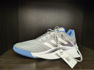 Adidas Novaflight 44 foto 2