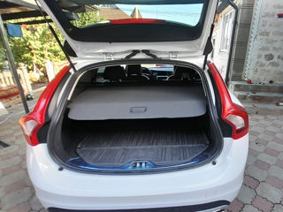 Volvo V60 Cross Country foto 6