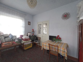 Urgent vind casa(80m2), bucatarie de vara(46m2), pe 22 sote de pamint, in or. Falesti foto 19