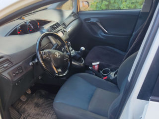 Toyota Verso foto 8