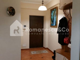 Apartament cu 3 camere, 96 m², Botanica, Chișinău foto 9