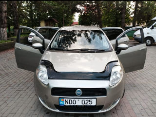 Fiat Grande Punto foto 8