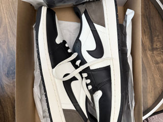 Air Jordan 1 Retro Low OG foto 5