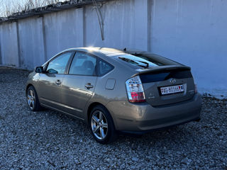 Toyota Prius foto 6