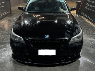 BMW 5 Series foto 4