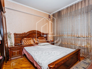 Apartament cu 3 camere, 108 m², Botanica, Chișinău foto 3
