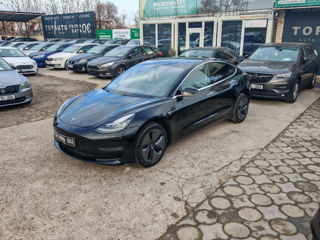 Tesla Model 3 foto 4