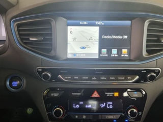 Hyundai IONIQ foto 9