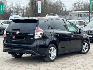 Toyota Prius + foto 4