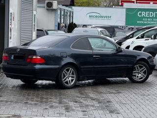 Mercedes CLK-Class foto 3