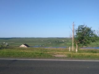 10 Ari. Trasa Chisinau-Leuseni. Nimoreni. Prima linie. foto 4