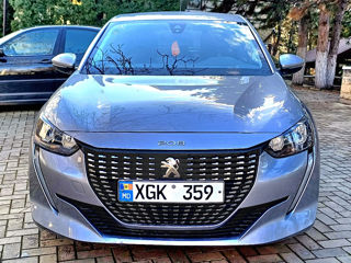 Peugeot 208 foto 2