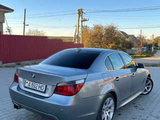 BMW 5 Series foto 3