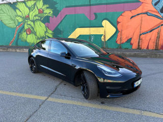 Tesla Model 3 foto 7