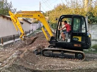 Excavator Hyundai Robex foto 2