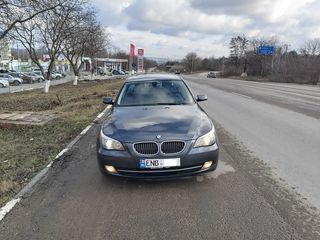 BMW 5 Series foto 5