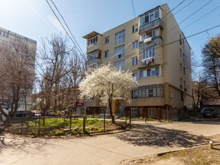 2-х комнатная квартира, 52 м², Ботаника, Кишинёв