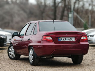 Daewoo Nexia foto 3