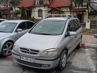 Opel Zafira foto 6