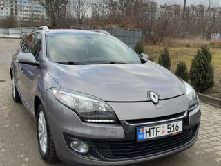 Renault Megane foto 1