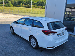 Toyota Auris foto 3