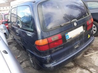 Volkswagen Sharan foto 4