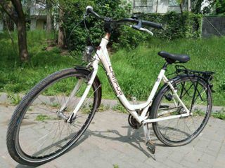 Vind bicicleta Campus,pentru doamne-domnisoare,starea ca noua,foarte ușoară,procurata din Germania