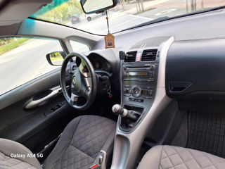 Toyota Auris foto 5