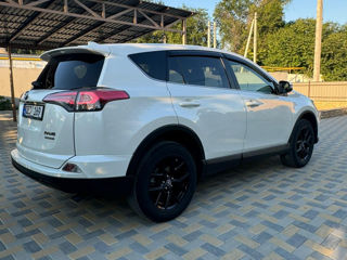 Toyota Rav 4 foto 3