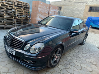 Mercedes E-Class foto 3