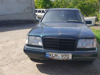 Mercedes Series (W124) фото 6